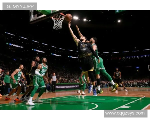 勇士与凯尔特人对决数据分析揭示比赛关键因素与球员表现